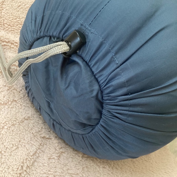 Thermolite Sleeping bag Sierra designs established 1965 - Picture 7 of 16